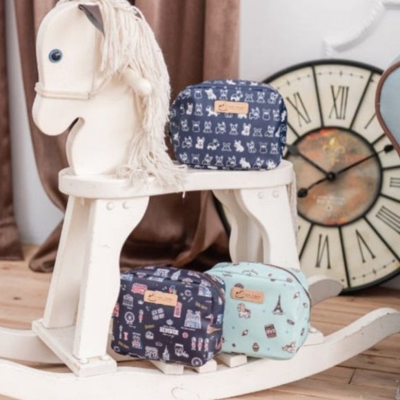 Waterproof Bichon Cube Makeup Cosmetic Bag - Picture 5 of 10